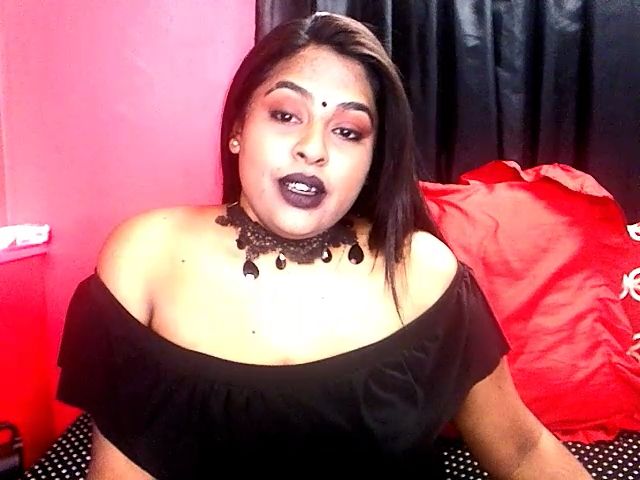 Live sex webcam photo for Indianstorm4u #269103909