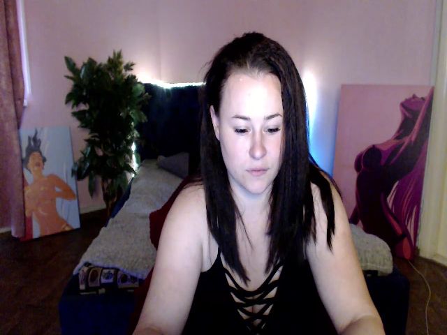 Live sex webcam photo for JulietTillery #269096359