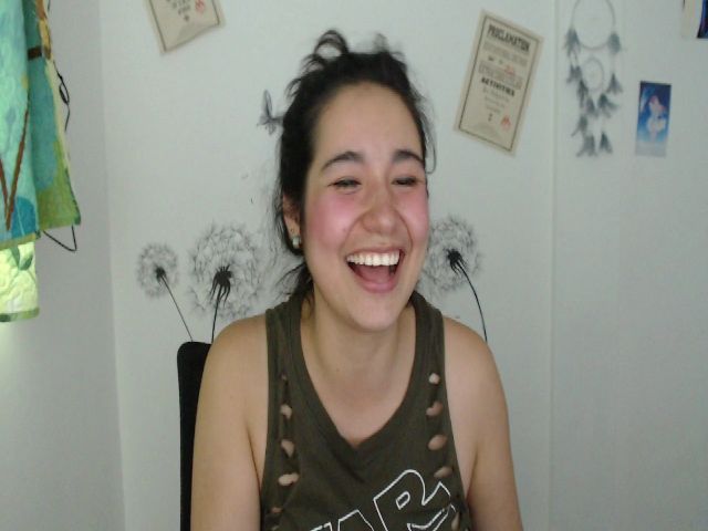Live sex webcam photo for Jade_leon_ #269105402
