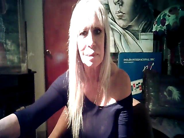 Live sex webcam photo for Latinablond7 #269087086