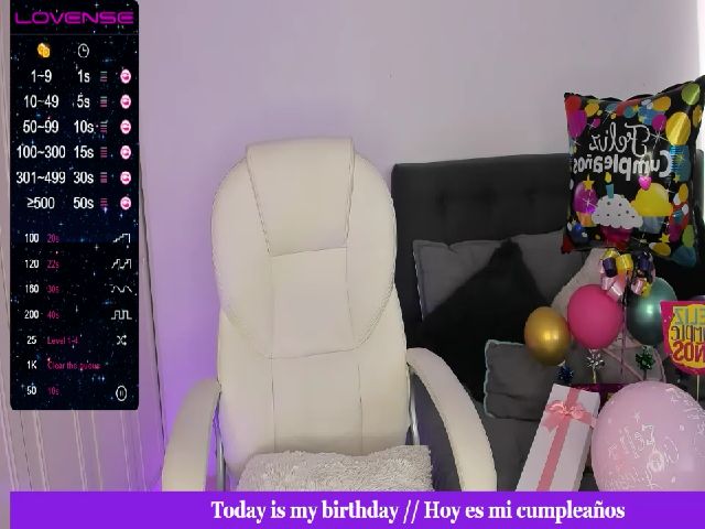 Live sex webcam photo for SalemJimenez #269103788