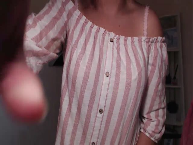 Live sex webcam photo for Erin_Holmes #269094584