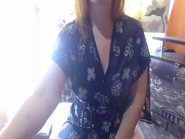 Live sex webcam photo for Foxy_red333 #269093564