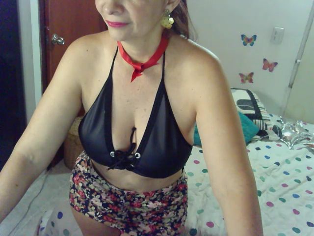 Live sex webcam photo for Milfsexy_ #269089757