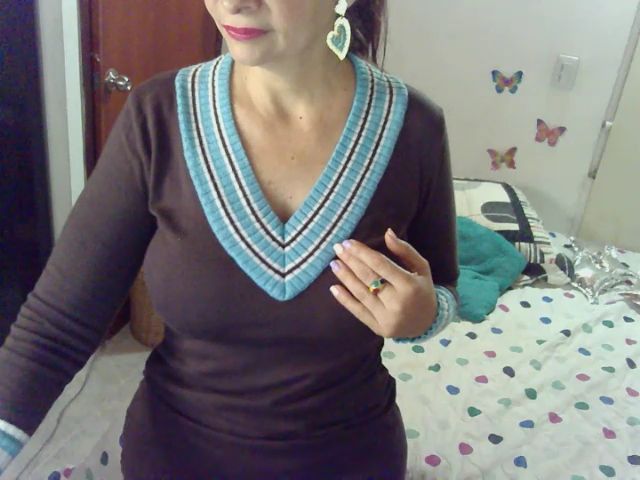 Live sex webcam photo for Milfsexy_ #269092143