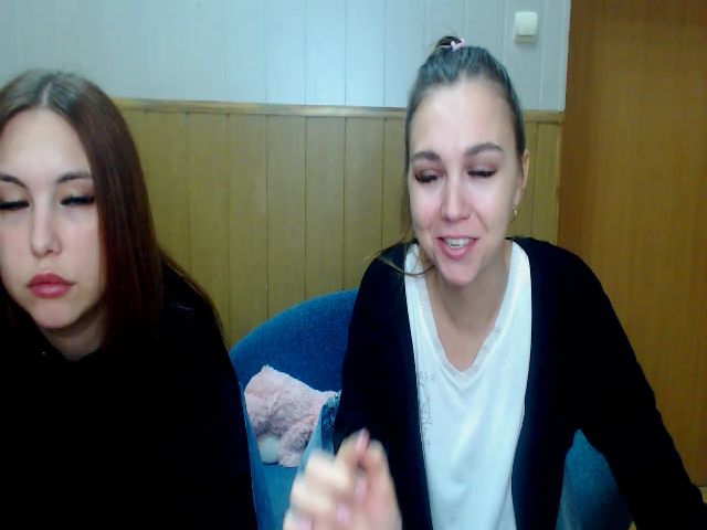 Live sex webcam photo for BeautiAmber #269089634