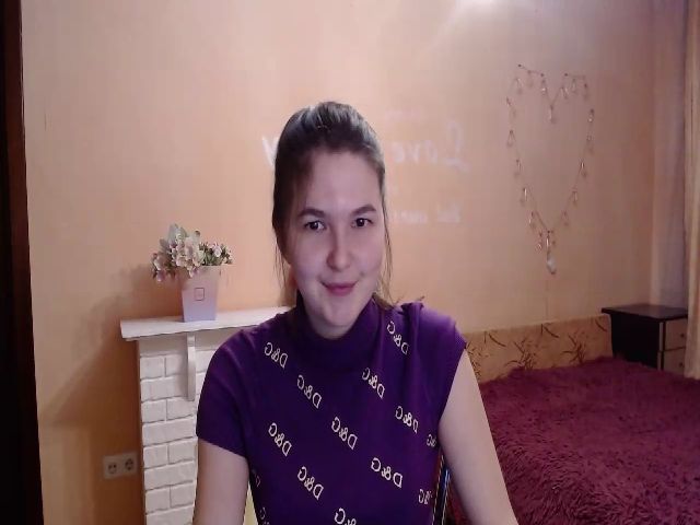 Live sex webcam photo for LiliBrendon #269099742