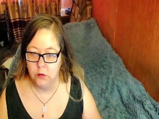 Live sex webcam photo for HotXXXGirl1 #269086811