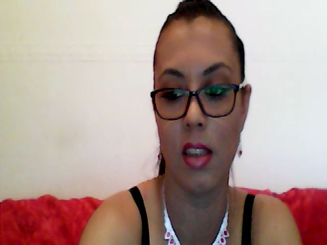 Live sex webcam photo for AmbraJones #269096188