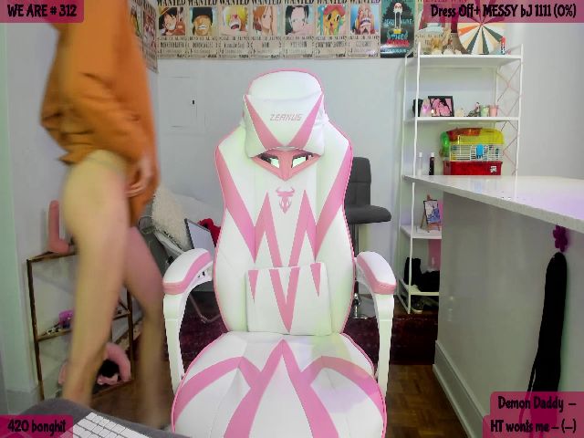 Live sex webcam photo for SeySo #269103174