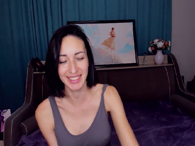 Live sex webcam photo for DorothyRoze #269098462
