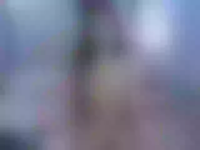Live sex webcam photo for chloe-jenner #269102238