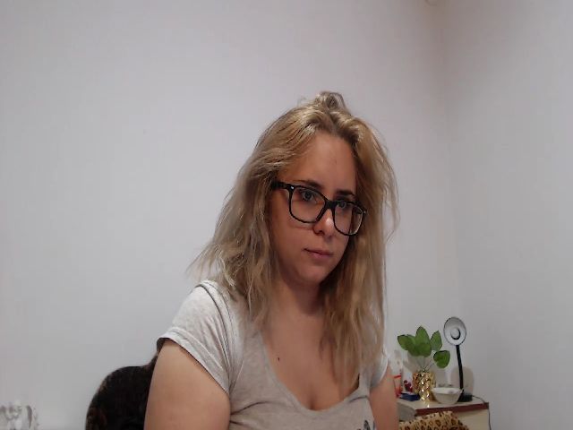 Live sex webcam photo for MichelleRay #269102435