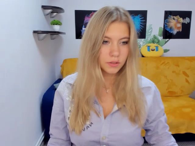 Live sex webcam photo for BrownieFay #269103616