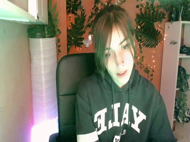 Live sex webcam photo for Bae_Trap #269092201