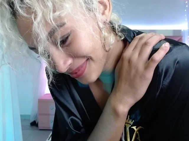 Live sex webcam photo for SHANI-GILL #269101837