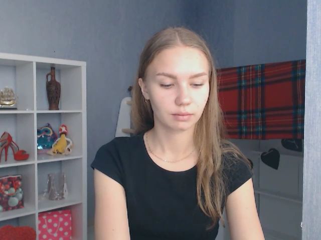 Live sex webcam photo for KatrinNovak #269089160