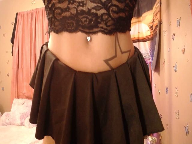 Live sex webcam photo for nymphonikki69 #269089408