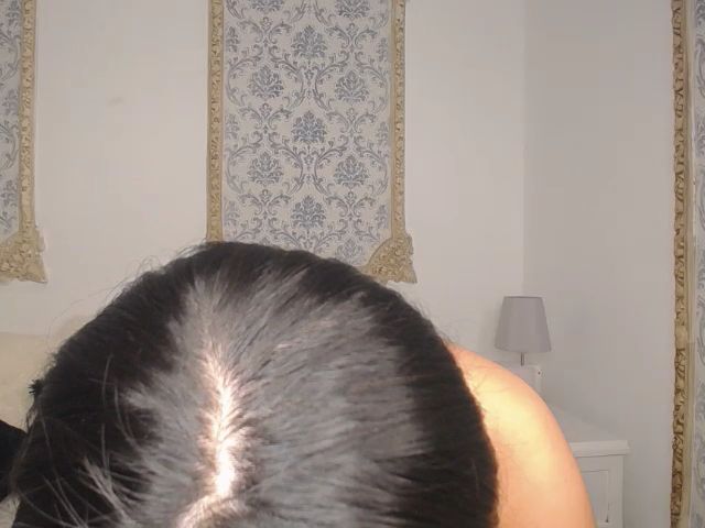Live sex webcam photo for Olivia_Hills #269085879