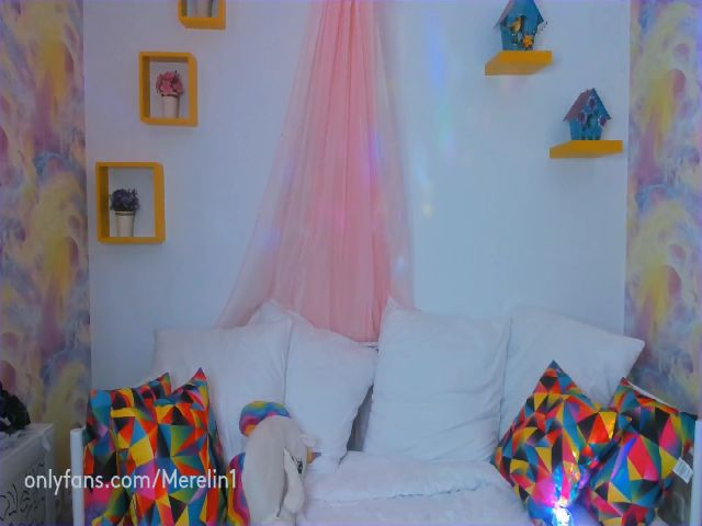 Live sex webcam photo for Merelin__ #269098318