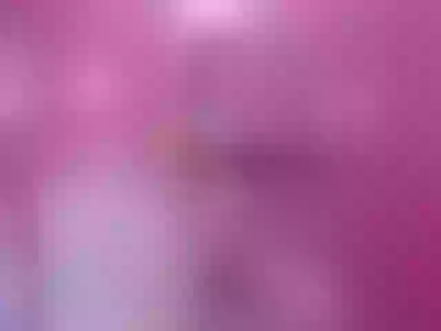 Live sex webcam photo for Nicolletea #269101918