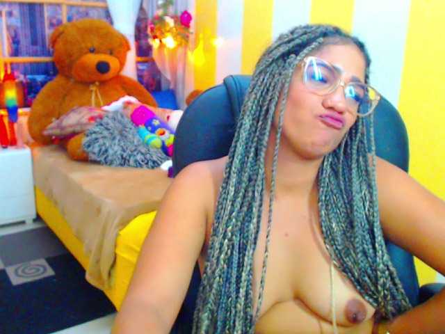 Live sex webcam photo for Eloveskamy #269118336