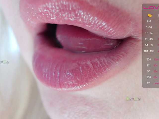 Live sex webcam photo for jeanne-2017 #269117271