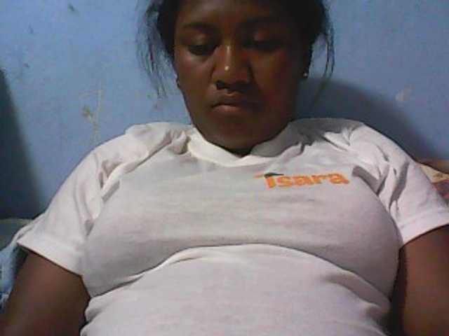 Live sex webcam photo for mybigass15 #269117784