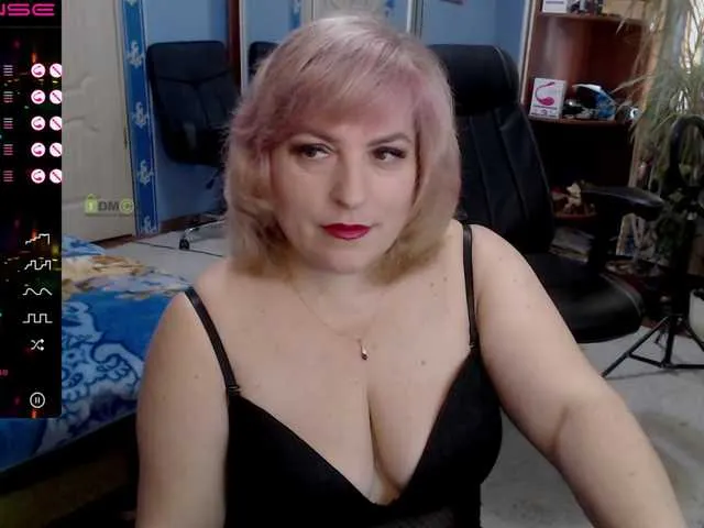 Live sex webcam photo for SmileOfAngel #269117198
