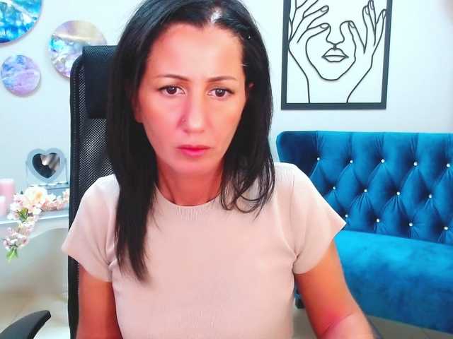 Live sex webcam photo for EruEru #269113318