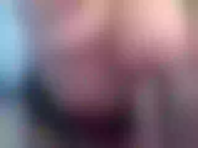 Live sex webcam photo for JennyMILFx #269117507