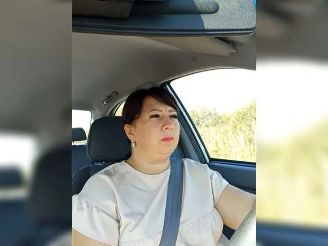 Live sex webcam photo for MiLediLeDi #269117245