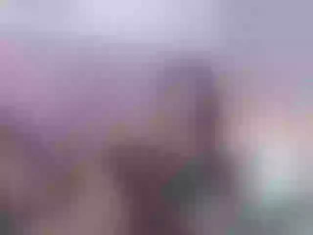 Live sex webcam photo for lizzarobert #269123850