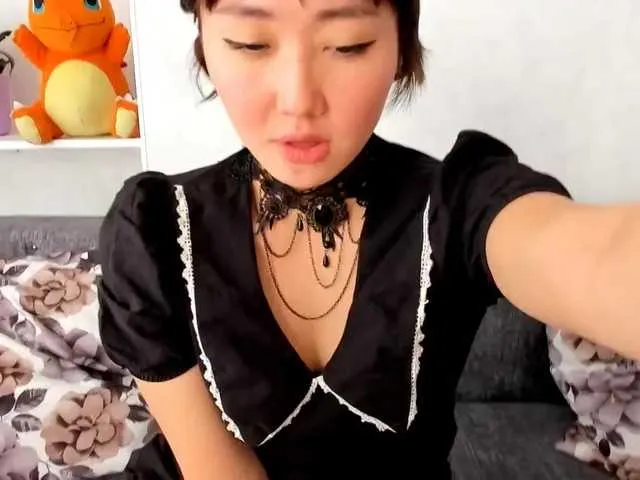 Live sex webcam photo for YukoHayade #269112798
