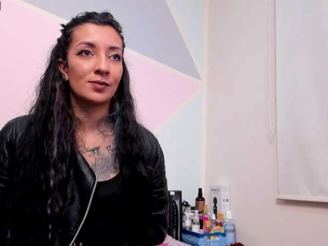 Live sex webcam photo for Violetatoo #269108269