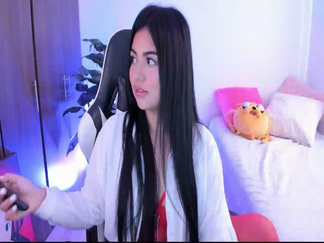 Live sex webcam photo for SaraValennn #269125735