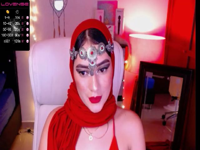 Live sex webcam photo for Aliajeddah #269108482