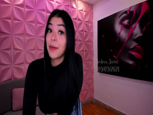 Live sex webcam photo for Andrea_T #269109398