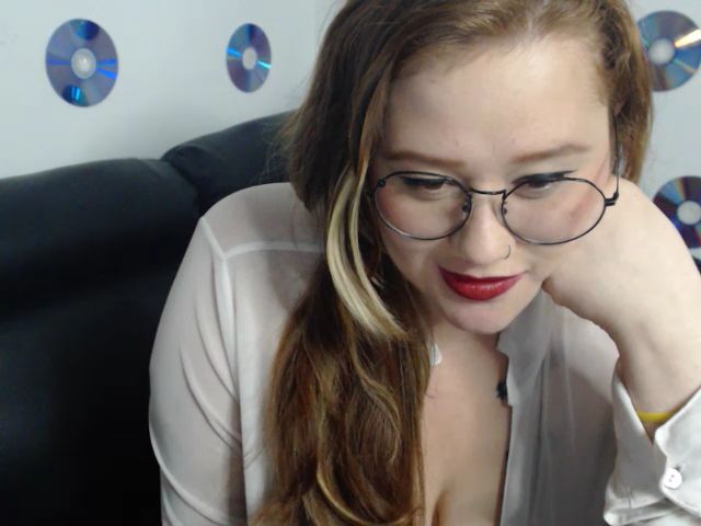 Live sex webcam photo for Xherry_wet #269115642