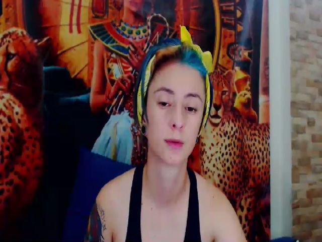 Live sex webcam photo for poison_blue #269122168