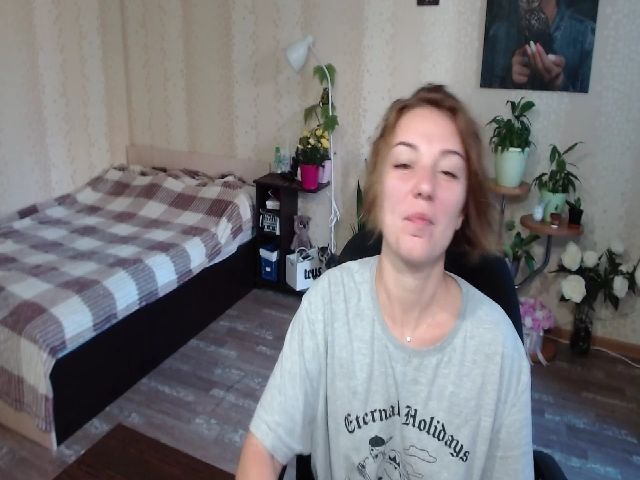 Live sex webcam photo for Emi_lywild #269111066