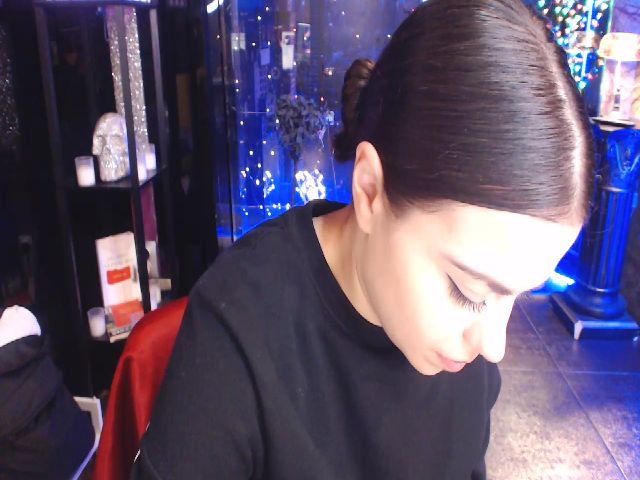 Live sex webcam photo for sunn_o #269115296