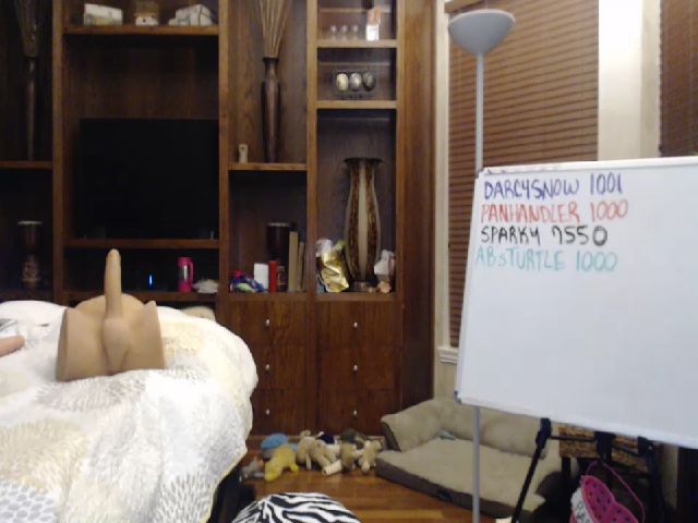 Live sex webcam photo for Autumn_Blonde #269116936