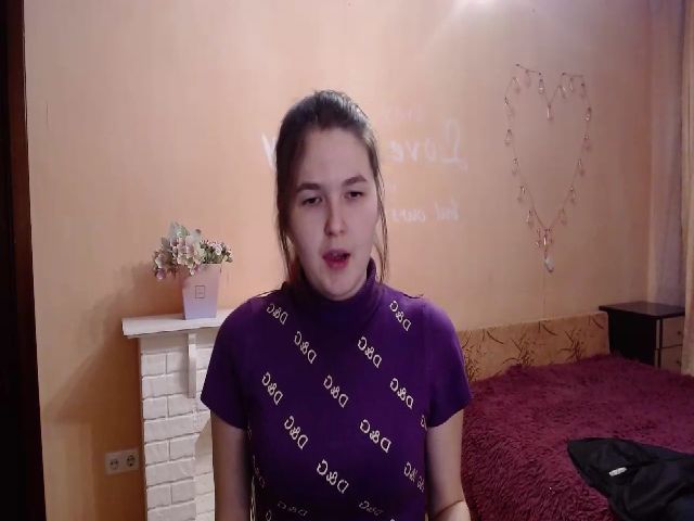 Live sex webcam photo for LiliBrendon #269109199