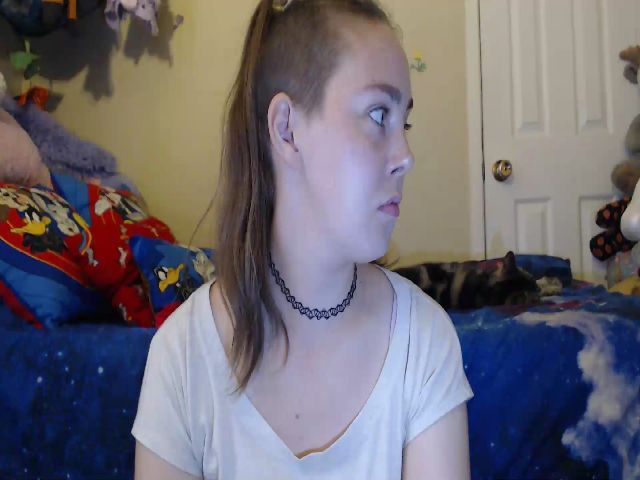 Live sex webcam photo for LilEmmy1999 #269124501