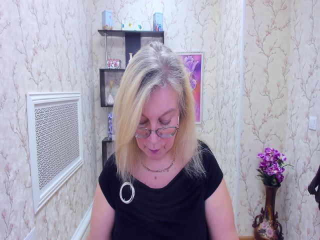 Live sex webcam photo for NataliMellow #269120559