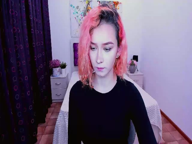 Live sex webcam photo for FionaClassy #269120048