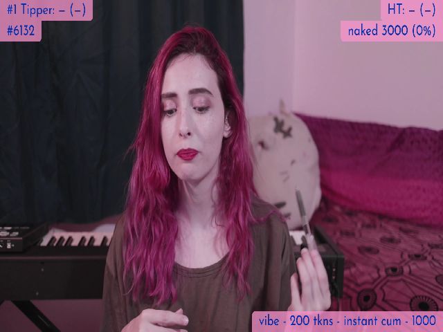 Live sex webcam photo for LylacDoll #269109683