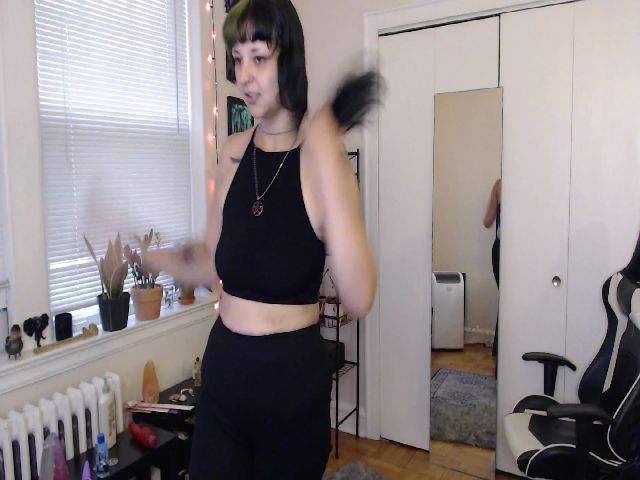 Live sex webcam photo for YourDruidess #269121722