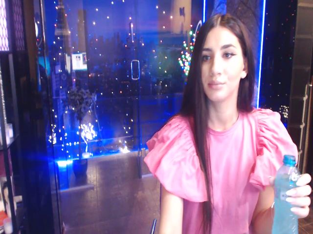 Live sex webcam photo for Missxanabelle #269119285